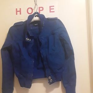 ❤RUE21  Crop Style Jacket❤